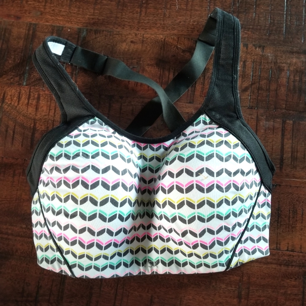 Victoria Secret 34DD Sports Bra